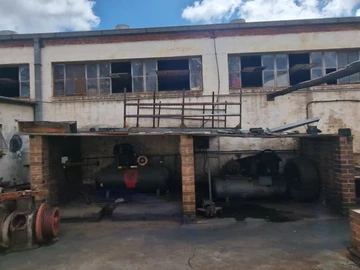 Warehouse & Factory
