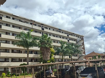 2 Bedroom Flat & Apartment
