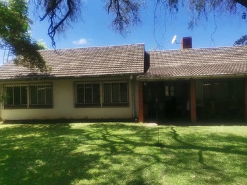 Solid 2 Bedroom Home in Eastlea