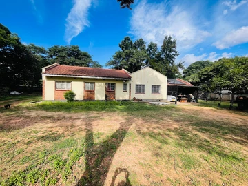 Great Opportunity For Investment In A Fast Growing Commercial Area!