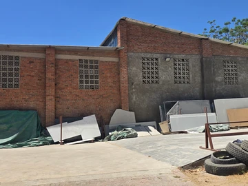 Warehouse & Factory
