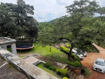 Spacious Split-Level Home on 4350 sqm Property