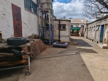 Warehouse & Factory
