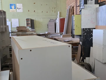 Warehouse & Factory