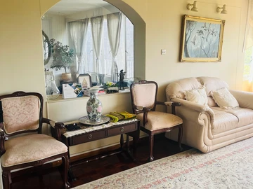 3 Bedroom Flat & Apartment