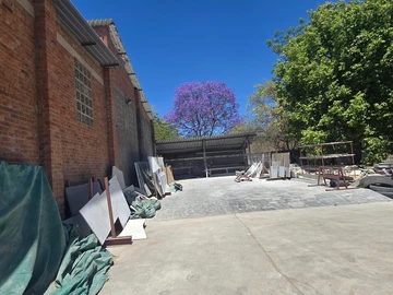 Warehouse & Factory