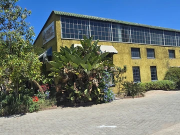 Warehouse & Factory