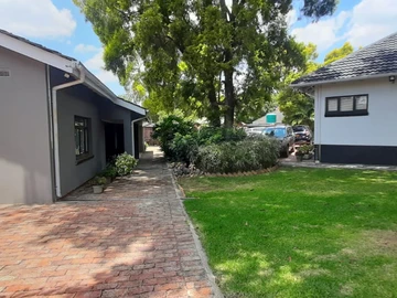 2 Bedroom Cottage