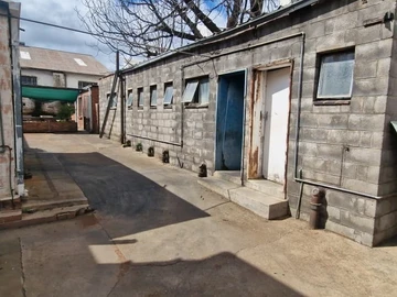 Warehouse & Factory