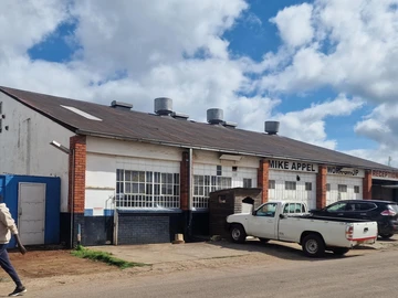 Warehouse & Factory