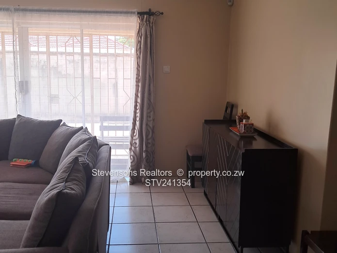 Charming 4 bed House in Bloomingdale 